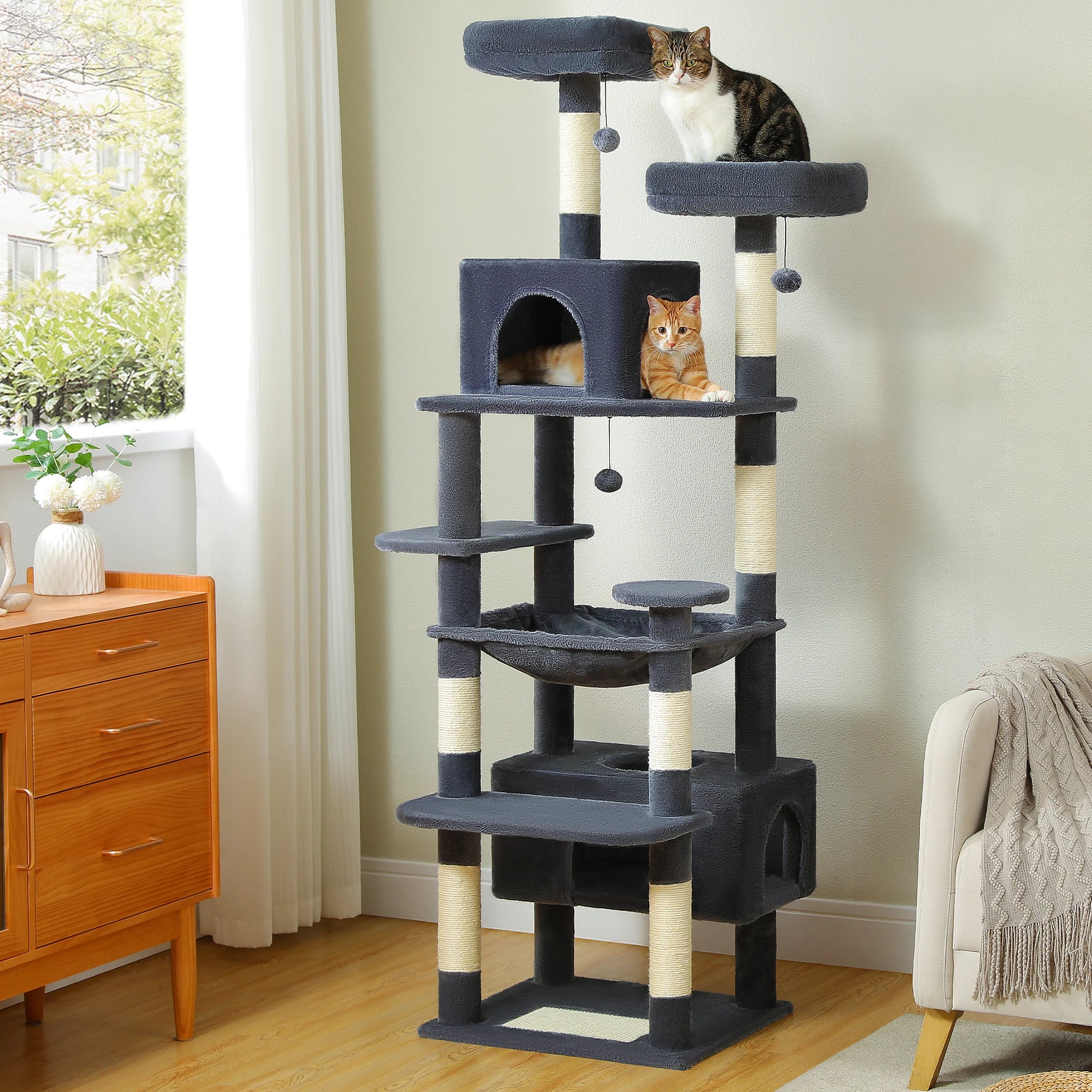Arbre à chat multi-chats